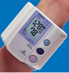 Тонометр автоматический Omron на запястье RX2